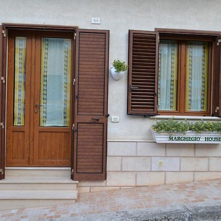 切列梅萨皮卡Marghegio' House公寓 外观 照片