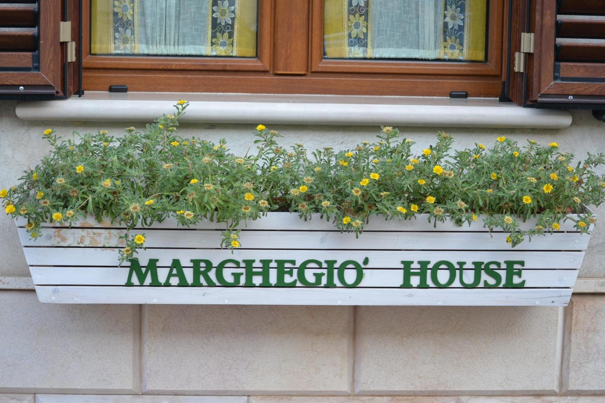 切列梅萨皮卡Marghegio' House公寓 外观 照片